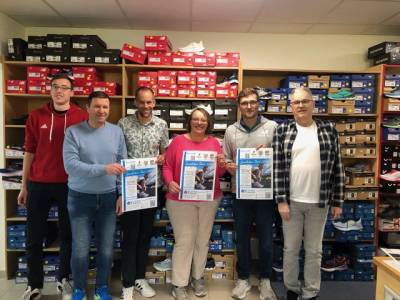 Orga-Team „Borna läuft“ von links nach rechts: Theodor Liebing, LAT Borna; Rene Frühauf, Allianz; Thomas Milewski, VSV77 Borna; Kathrin Kräcker, 775 Jahre Borna; Jens Greiling, Laufshop Haas; Harald Redepenning, Vorsitzender NeuseenSport e.V.