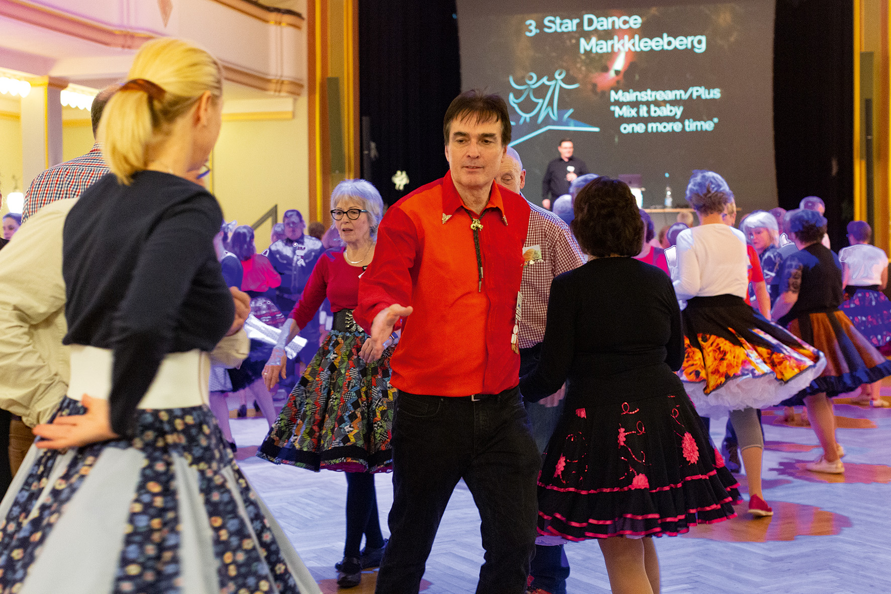 Grundlagen des Square Dance erlernen Squaredance