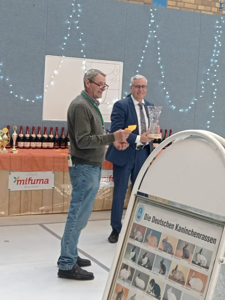 417498477_407133545306975_8935299298504544554_n